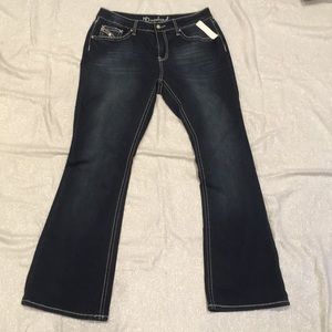 New Directions Weekend Bootcut jeans